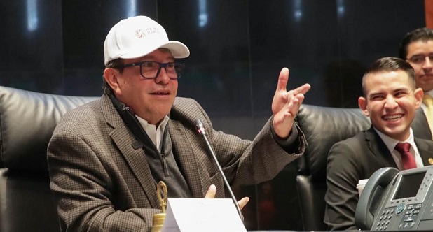 Ricardo Monreal les recomienda a los jóvenes cómo hacer política