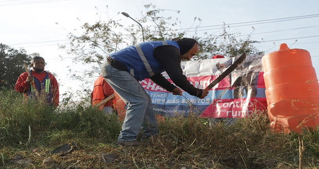 Ayuntamiento de Puebla realiza jornada de limpieza en colonias del sur