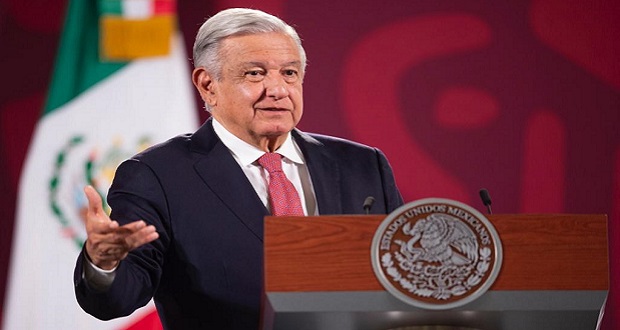 Autoricé destitución de Elena Burns de Conagua; le hice dos propuestas: AMLO