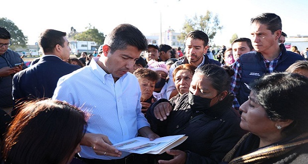Ayuntamiento de Puebla rehabilita parque para juego de pelota; cuesta 8.7 mdp