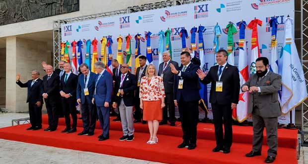 En foro, Armenta propone contrarrestar concentración riqueza e impulsa Mipymes 