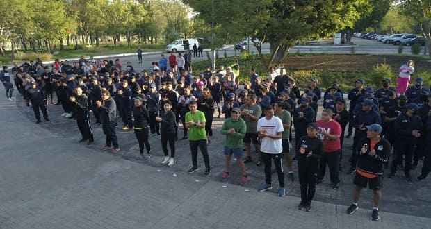 Eduardo Rivera y 81 cadetes próximos a graduarse encabezan sexta carrera