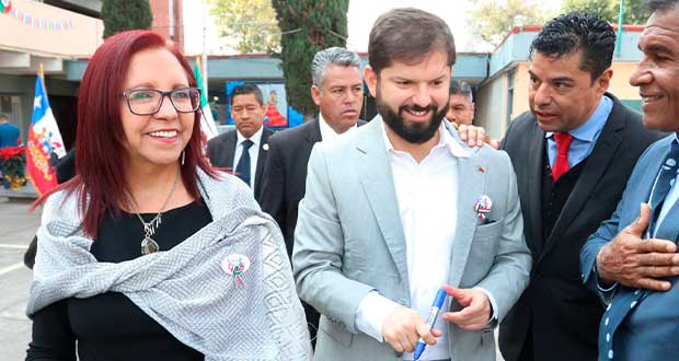 SEP y Boric visitan primaria “Gabriela Mistral”, que tendrá capacitación docente