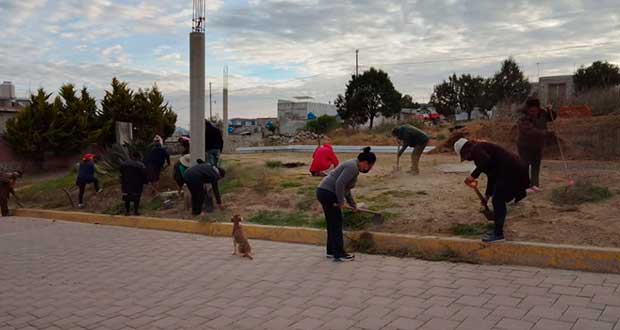 Antorcha impulsa mantenimiento colectivo en colonia de Amozoc