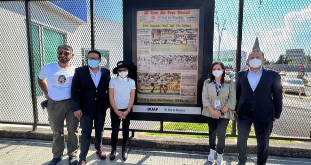 BUAP y Sol de Puebla inauguran exposición sobre fútbol en CCU