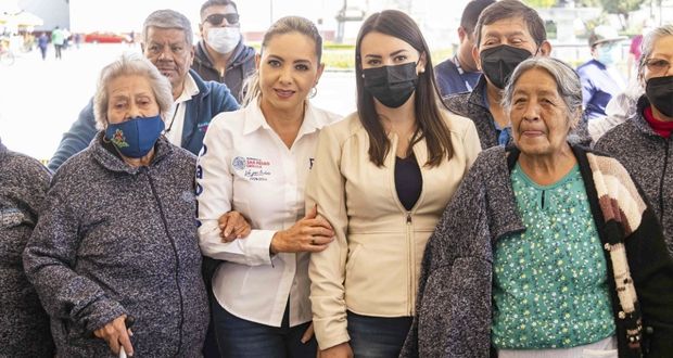 "Abraza a un abue" entregará prendas en San Pedro Cholula a 4 mil adultos mayores