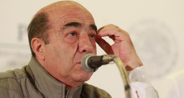 Murillo Karam sale de hospital de cardiología tras dos semanas