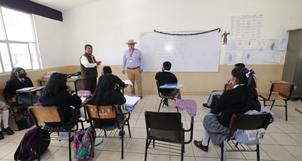 Escuelas de educación básica en Puebla, con 2% menos alumnos en ciclo 2021-2022