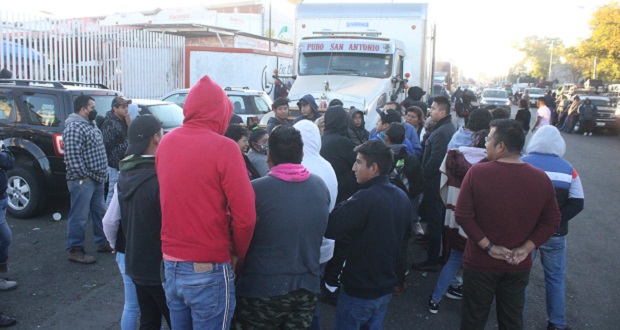 Comuna media en conflicto en Central de Abastos; 28 de Octubre acusa desalojo