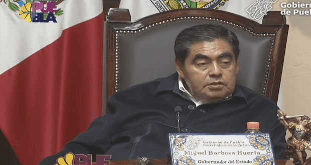 El gobernador Miguel Barbosa anunció que el próximo miércoles 14 de diciembre acudirá al Congreso local a rendir su cuarto informe.