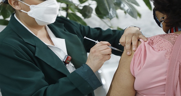 IMSS aplica 613 mil 100 vacunas contra Virus de Papiloma Humano