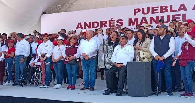 4T no está en contra de instituciones, pero sí deben transformarse: Barbosa