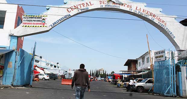 UPVA pide a ayuntamiento reubicar a 16 vendedores en Central de Abasto