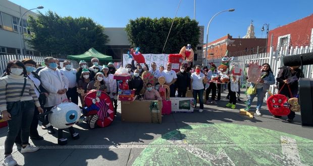 Realiza IMSS Puebla primer concurso de piñatas con causa 2022