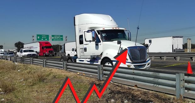 Robo de vehículos asegurados en Puebla sube 20%; 1 de cada 3 eran camiones