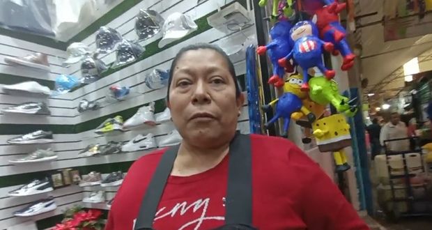 Concepción lleva 32 años haciendo piñatas; por pandemia ventas bajan 30%