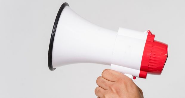 Acusan que mala logística retrasa vales de apoyo a 400 trabajadores de SEP