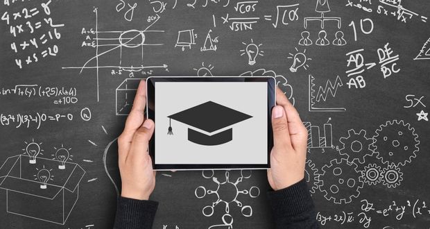 En 2022, 174 mil inscritos en Prepa en Línea; 12 mil certificados