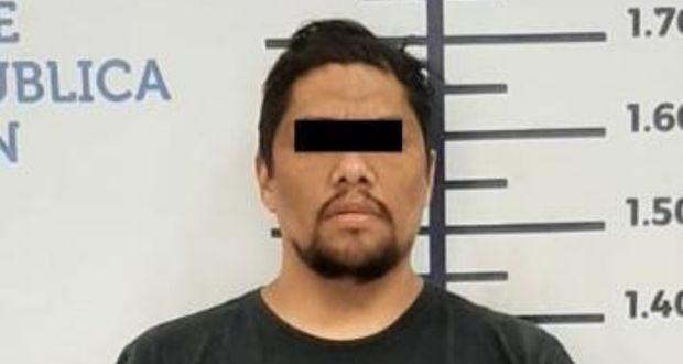 Policías de San Andrés Cholula detienen a uno por violencia familiar