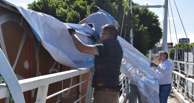 Ayuntamiento quita 10 mil elementos publicitarios irregulares
