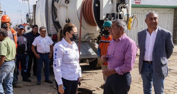 Paola Angon entrega obra de alcantarillado sanitario en Cocoyotla