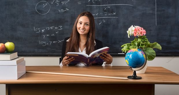 En 2021, mujeres participan más en servicios educativos e inmobiliarios