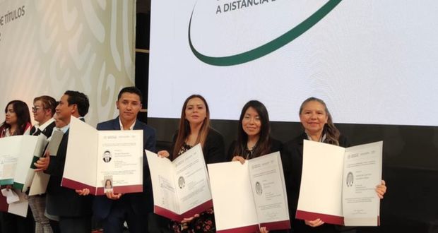 Egresan 4 mil estudiantes de la UnADM en 2022: SEP