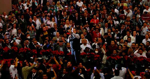 Gira de Ebrard para ganar encuesta de Morena, en enero; pide debates