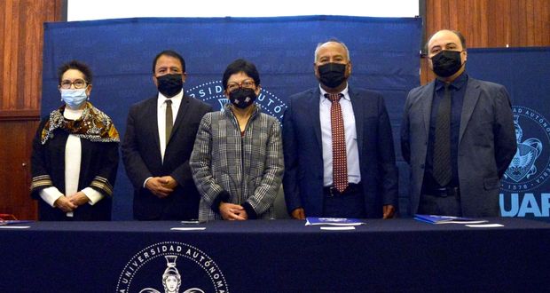 Facultad de Lenguas BUAP abre oportunidades a los universitarios: rectora