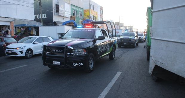 Reportan 3 detenidos tras cateo en Central de Abasto en Puebla