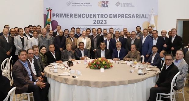 Céspedes se reúne con empresarios de Puebla; promete fortalecer inversión