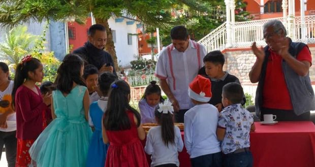 Educación es pilar del desarrollo de Huitzilan de Serdán: alcalde