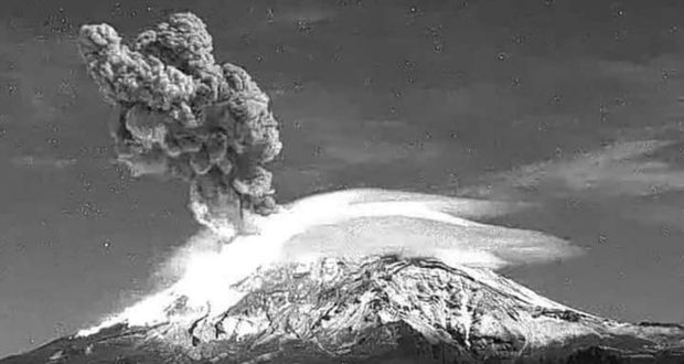 Ante caída de ceniza, mantiene Gobierno del Estado monitoreo del Popocatépetl