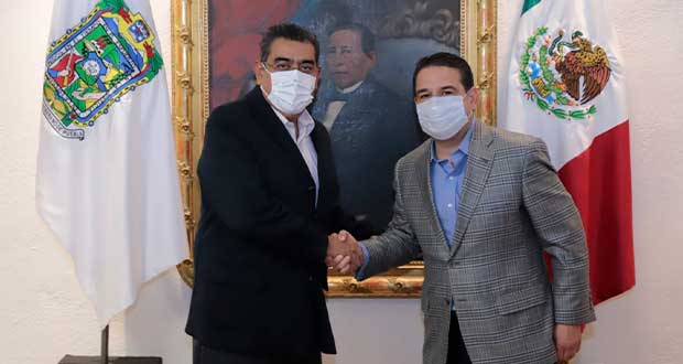 Céspedes y presidente del CCE abordan desarrollo económico en Puebla