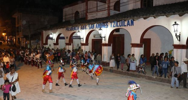 En Cuetzalan, preservan el náhuatl, lengua materna, entre vecinos y con jóvenes