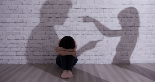 Enlazan a 3 personas por violencia familiar a menores de edad