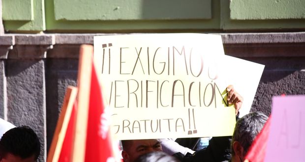 Antorchistas entregan pliego petitorio sobre verificación en Congreso