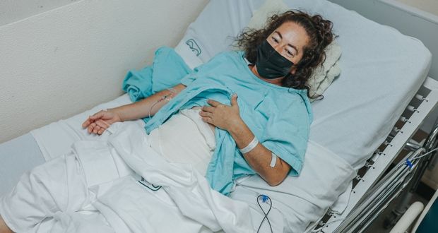 Extraen tumor uterino del tamaño de un balón a mujer en IMSS de Chiapas