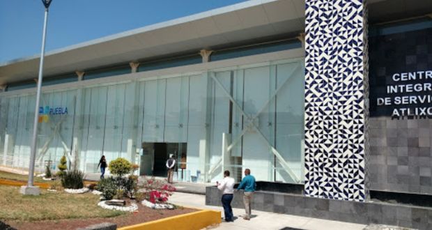 Tras esperar hasta 8 horas sin atención, protestan en CIS de Atlixco