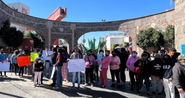 En protesta, vecinos de Misiones de San Francisco exigen agua potable