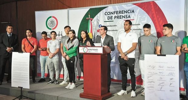 Desacuerdo de Conade y FINA podría sacar a clavadistas de París 2024