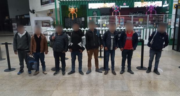 INM identifica a 8 guatemaltecos sin estancia regular en aeropuerto de Puebla
