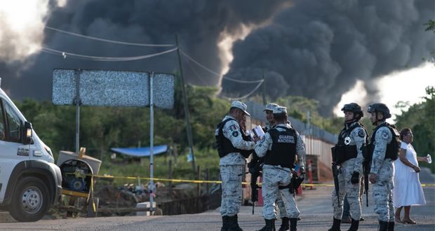 Muere un tercer trabajador tras incendio de Pemex en Minatitlán