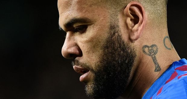 Dani Alves seguirá en prisión preventiva hasta su juicio