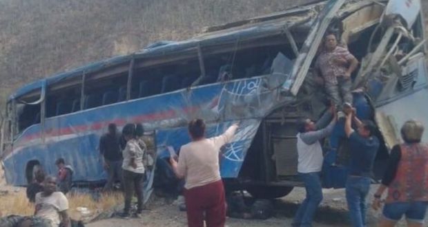 Accidente en la Cuacnolapan-Oaxaca deja 15 muertos; se da atención: Céspedes