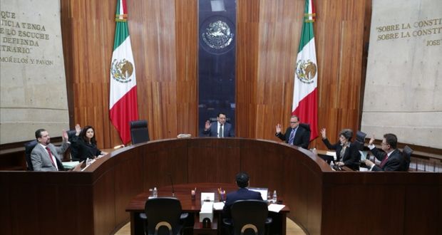 Una mujer presidirá el INE por primer vez; Tepjf ordena que sólo haya candidatas