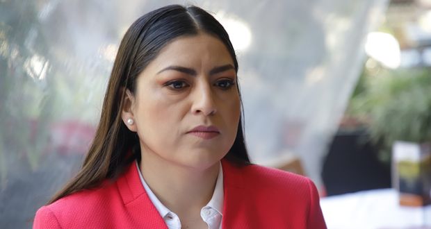 Claudia Rivera se disculpa con Yasmín Flores por violencia de género 