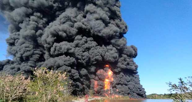 Incendio de Pemex en Veracruz: van 2 empleados muertos y 5 desaparecidos