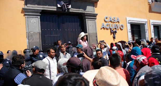 SSP inicia investigación por policía que empujó a reportera