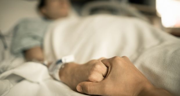 Hospitalizados, ocho peregrinos de Ajalpan tras volcadura en la México-Puebla
